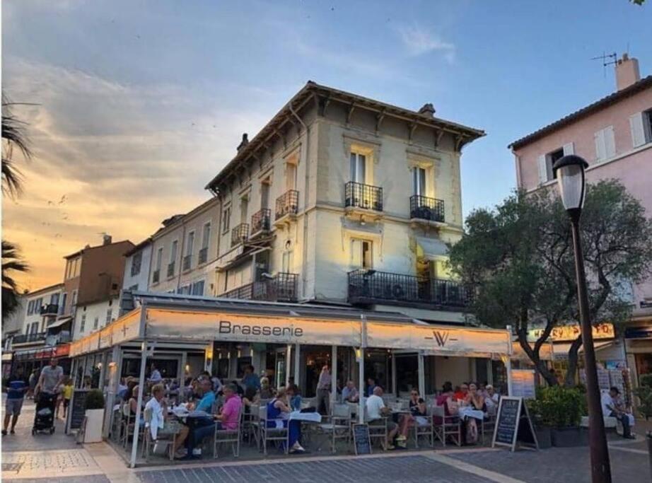Proche Mer Et Centre Appart 2 Pieces Wifi&Clim Sainte-Maxime Buitenkant foto